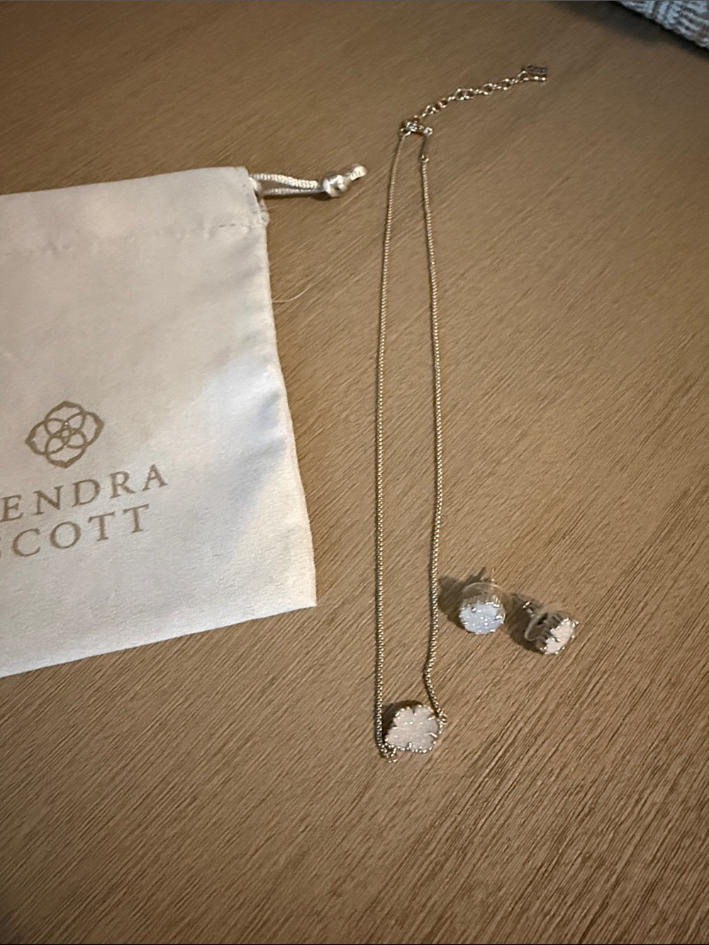 Kendra Scott White Drusy Pendant Necklace with Matching Studs - silver Tone